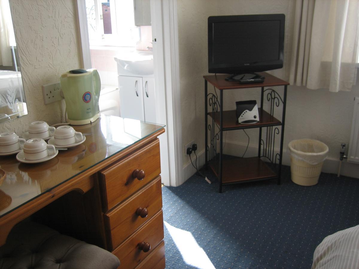 Gables Nest Bed and Breakfast Μπέρμιγχαμ Εξωτερικό φωτογραφία